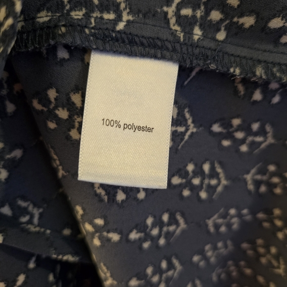 Navy Sleeveless Patterned Women's Top - Picture 8 of 8